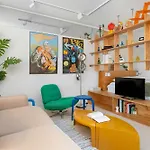 Colorful & Designer In The Centre Of By Renters * Γκντίνια