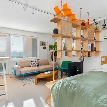 Διαμέρισμα Colorful & Designer In The Centre Of By Renters Γκντίνια